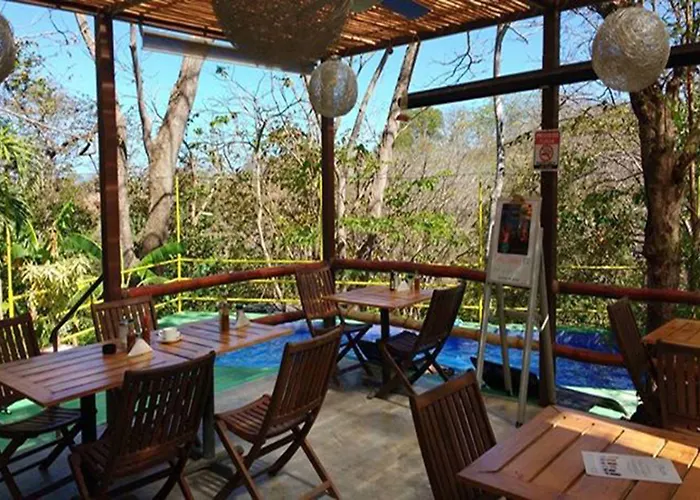 Sanctuary Hotel 3*
